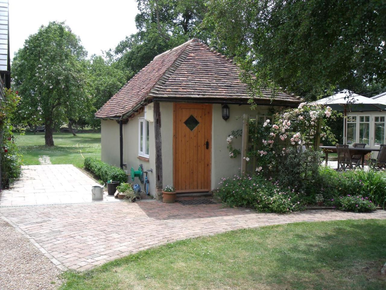 Wilderness B&B 3 Self Contained Rooms Nr Sissinghurst Headcorn Екстериор снимка